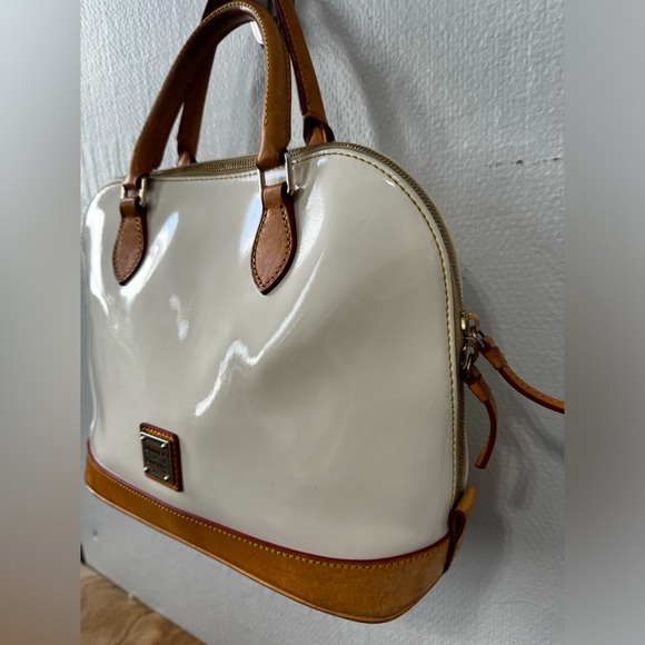 Dooney & Bourke White Patent Leather Satchel w/Shoulder Strap - Picture 3 of 13